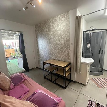 Mobilhome Pour 2 Personnes Le Tampon Exterior photo